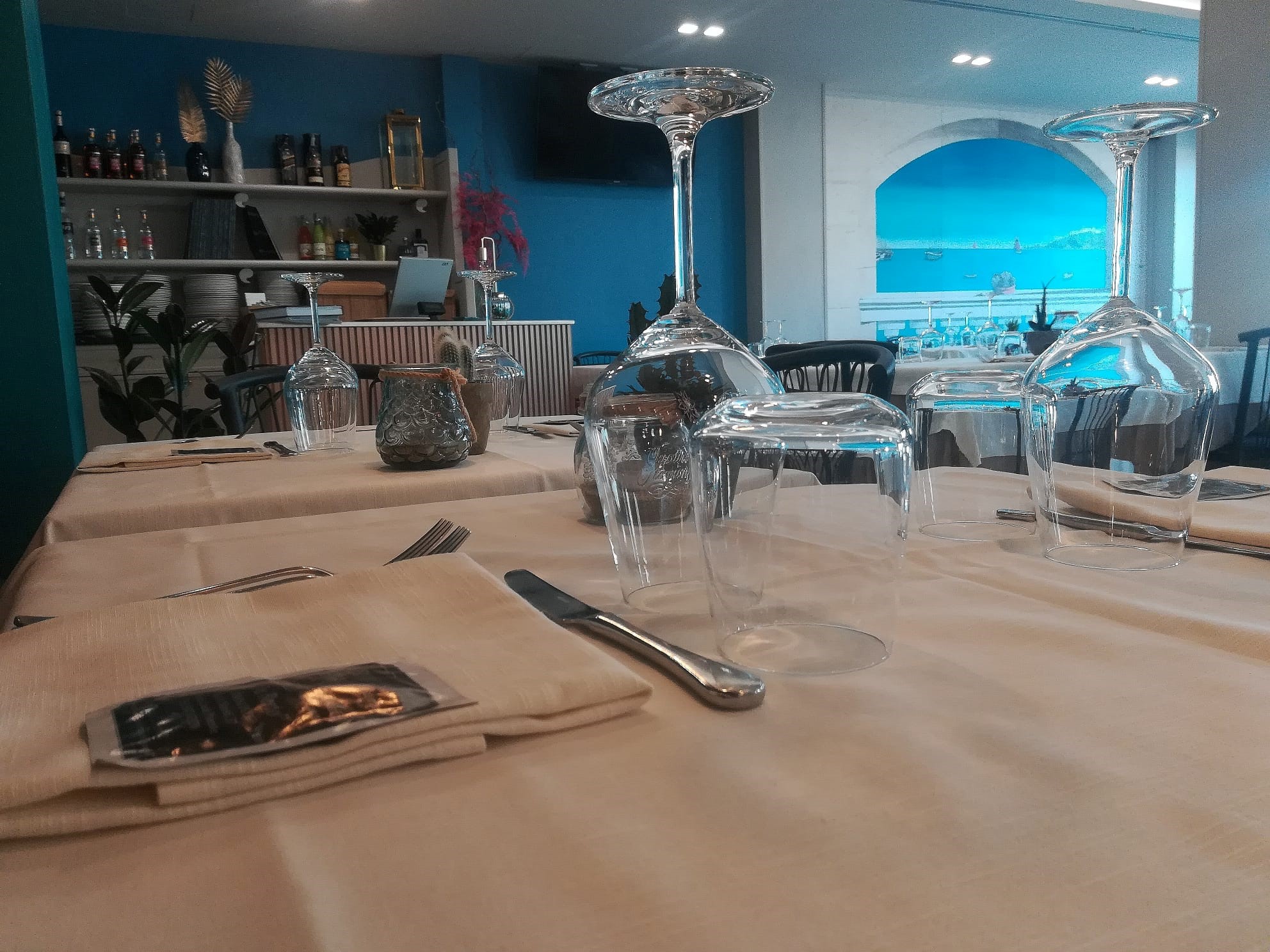 sala interna ristorante di pesce cesenatico